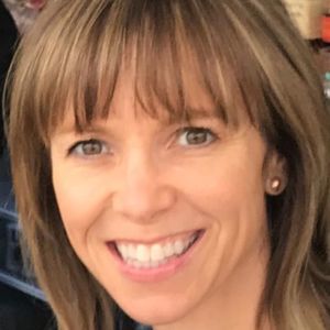 Meet your Posher, Stacy